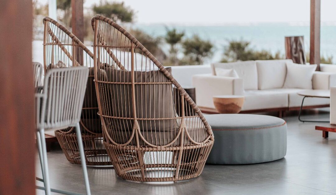 Outdoor Living NATURALLY: How to Turn Your Backyard into Your New Favorite Fitness Space
